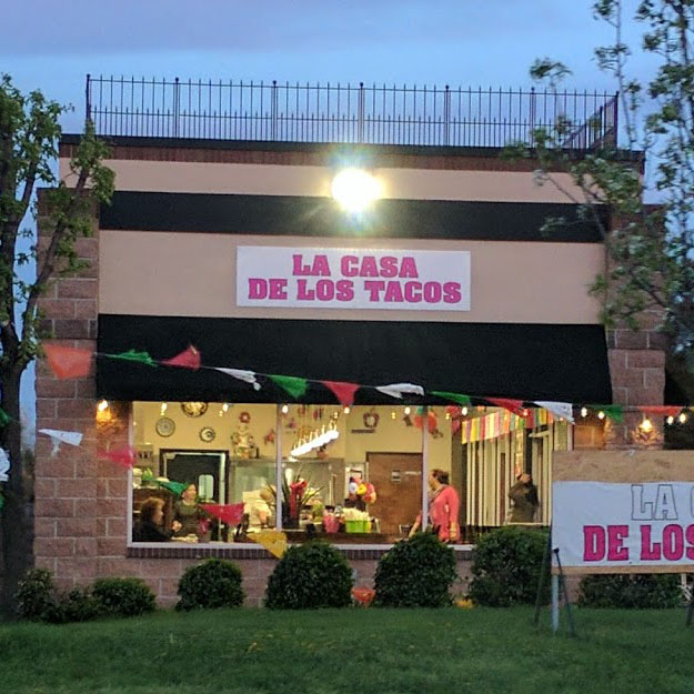 La Casa De Los Tacos Review