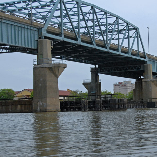 Secaucus Police Officers Prevent Suicide On Route 3 East Bridge