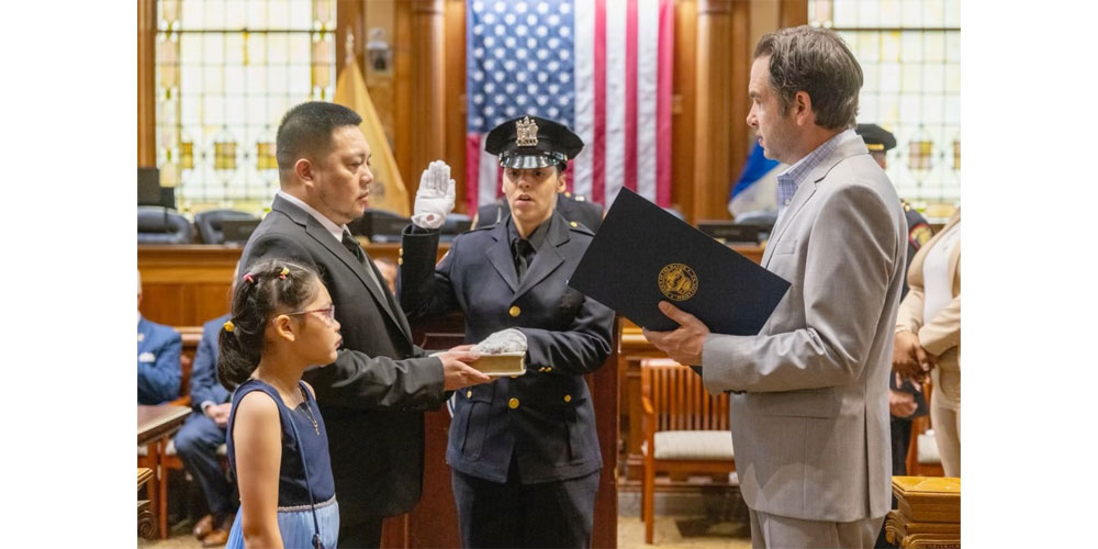 Jersey City Mayor Gives Oath of Office to Newest Police Academy Class