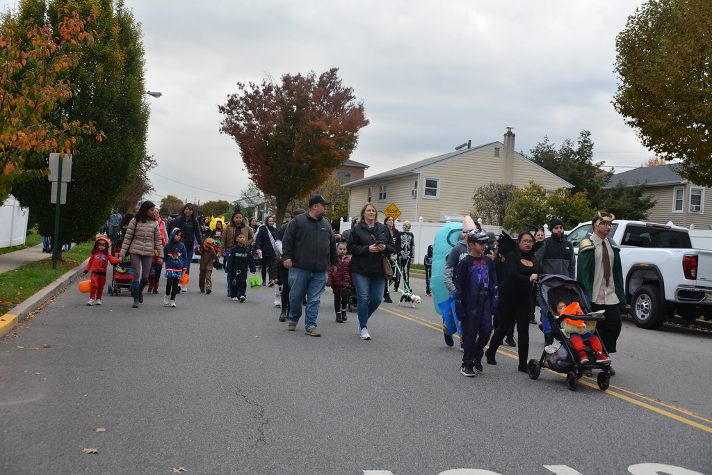 Halloween Parade & Trick or Treat